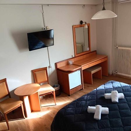 Hotel Liberty Missolonghi Luaran gambar
