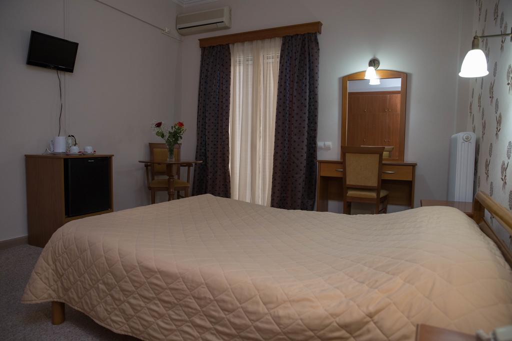 Hotel Liberty Missolonghi Luaran gambar