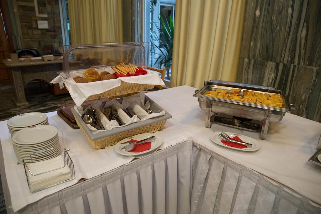 Hotel Liberty Missolonghi Luaran gambar